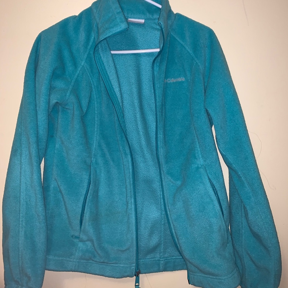 columbia blue zip up ✨
